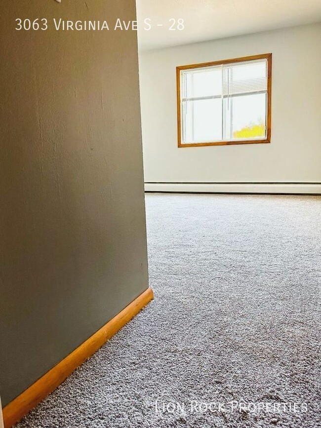 3063 Virginia Ave S-Unit -28 in St. Louis Park, MN - Building Photo - Building Photo