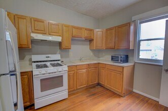 907 43rd St in Rock Island, IL - Building Photo - Building Photo