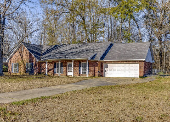 137 Woodstone Dr in Vicksburg, MS - Building Photo - Building Photo
