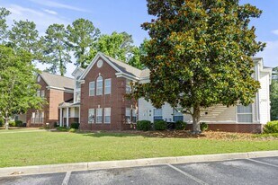 2113 Sanderling Dr in Florence, SC - Building Photo