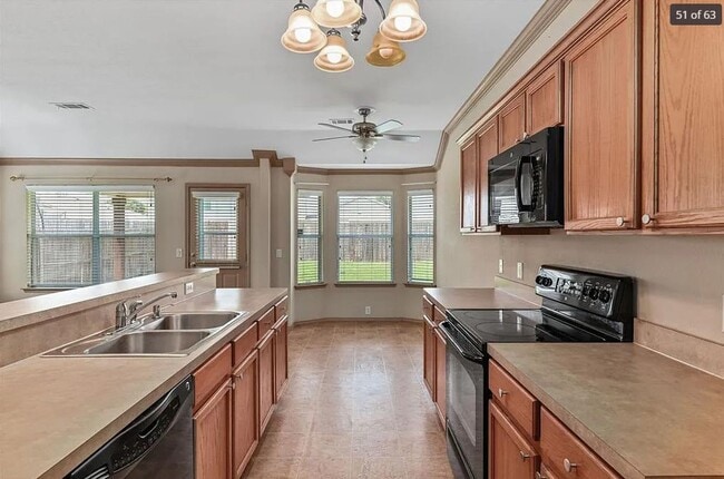 8901 Yosemite Trail in Aubrey, TX - Building Photo - Building Photo