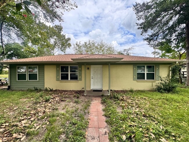 property at 112 Runnels St