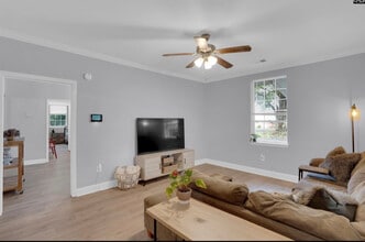 1100 Columbia College Dr in Columbia, SC - Building Photo - Building Photo