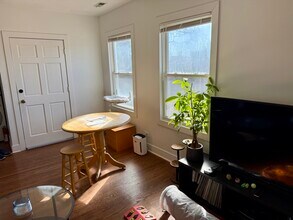 4954 W Cullom Ave in Chicago, IL - Building Photo - Building Photo