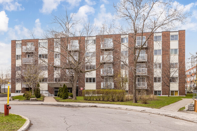 11565-11575 Saint-Évariste in Montréal, QC - Building Photo - Building Photo