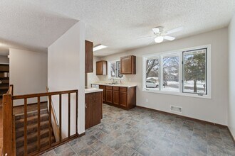 4765 Penkwe Cir in Eagan, MN - Building Photo - Building Photo