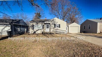 10712 E 27th Terrace S in Independence, MO - Building Photo