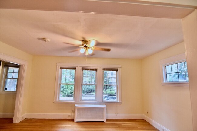 9 Castlerock St in Boston, MA - Foto de edificio - Building Photo