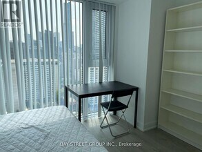 50-2650 Wellesley St E in Toronto, ON - Building Photo - Building Photo