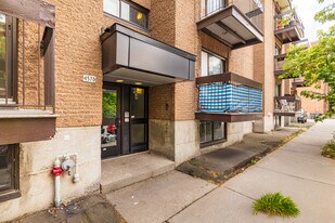 4570-4580 de l’Hotel de Ville in Montréal, QC - Building Photo