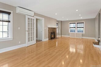 164 Nelson Rd in Scarsdale, NY - Building Photo - Building Photo