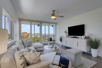 11370-11312 12 Oaks Way in North Palm Beach, FL - Building Photo - Building Photo