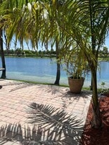 2251 W Preserve Way in Miramar, FL - Building Photo