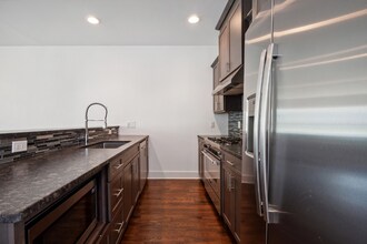 1813 5th Ave N in Nashville, TN - Building Photo - Building Photo