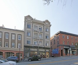 373-377 Broadway St in San Francisco, CA - Building Photo - Building Photo