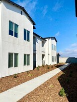 Del Rio Apartments in Firebaugh, CA - Building Photo