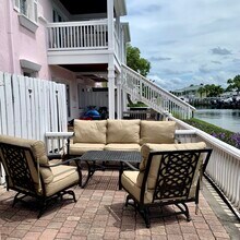 4834 Beach Dr SE, Unit A in St. Petersburg, FL - Building Photo - Building Photo