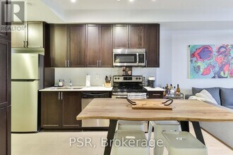 36 Via Bagnato in Toronto, ON - Building Photo - Building Photo