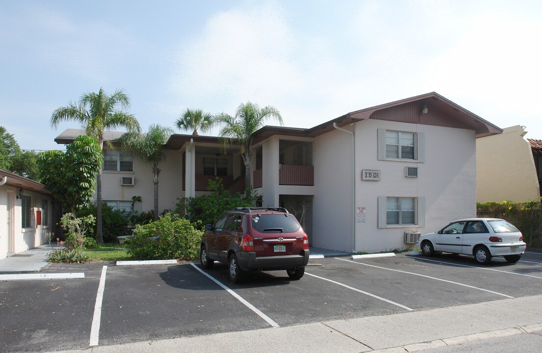 Peachtree Apartments in Cocoa, FL - Building Photo