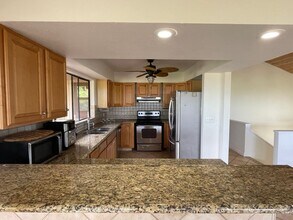 27 Haliu St in Lahaina, HI - Building Photo - Building Photo