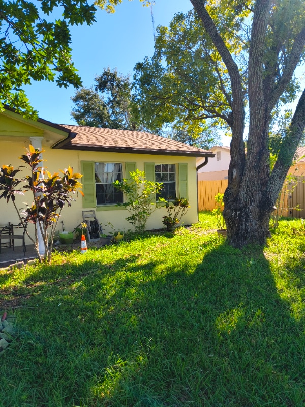 255 Gardenia Rd