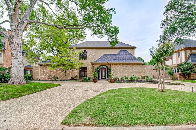 property at 1114 Daria Dr