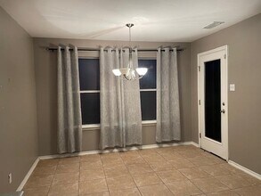17525 Rock Port Rd in Laredo, TX - Building Photo - Building Photo