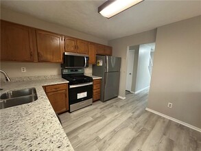 115 Yatley Ct in Alpharetta, GA - Building Photo - Building Photo