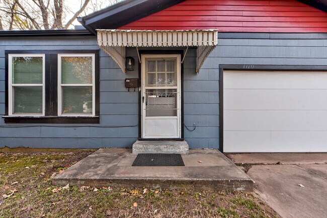 1110 W Apache St in Norman, OK - Building Photo - Building Photo