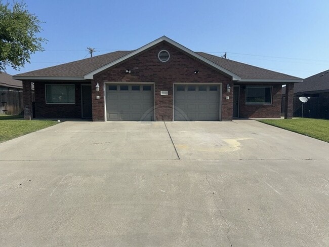 4903 Autumn Valley Dr