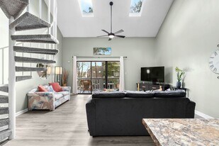 1890 Auburn Ln in Surfside Beach, SC - Building Photo