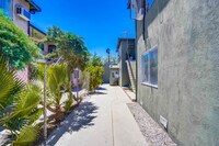 7117 Fulton Ave photo'