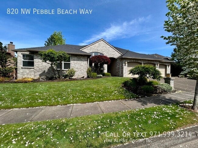 property at 820 NW Pebble Beach Way