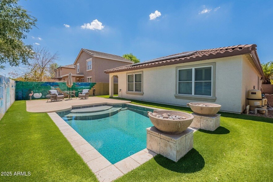 15927 N 171st Dr in Surprise, AZ - Building Photo