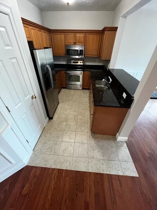 233 Magill Dr in Grafton, MA - Building Photo