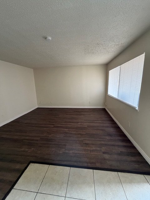 3044 N Fruit Ave, Unit Fruit #P in Fresno, CA - Foto de edificio - Building Photo