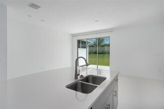 6344 Willowside St in Palmetto, FL - Building Photo - Building Photo