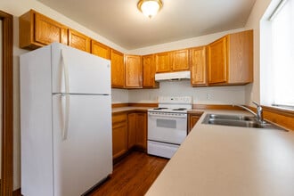 1608 N Brook Ct in Ellensburg, WA - Building Photo - Building Photo