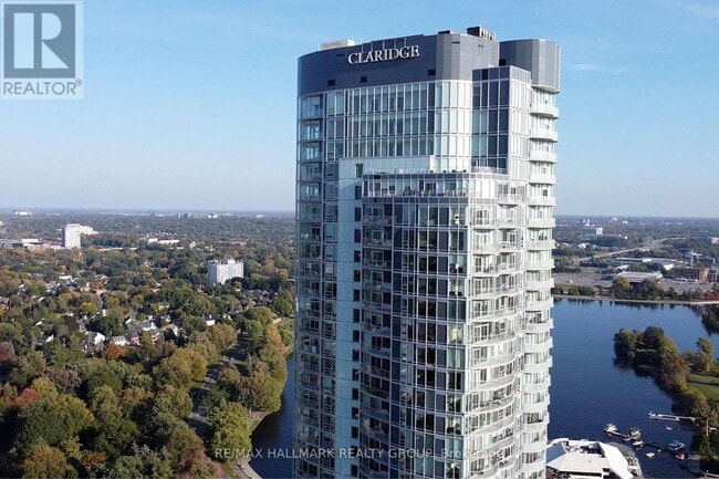 property at 805-1805 Carling Ave
