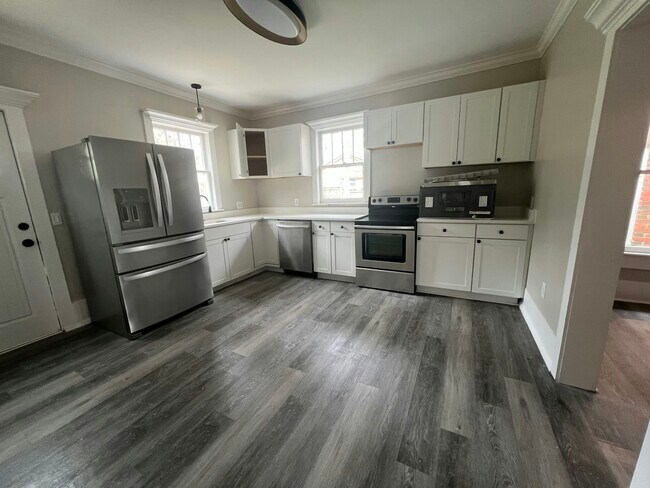 208 5th Ave E in Oneonta, AL - Building Photo - Building Photo