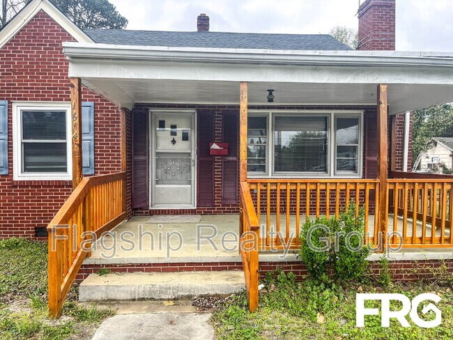 1614 Edgerton St in Goldsboro, NC - Building Photo - Building Photo