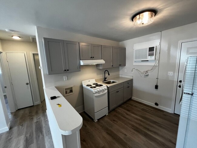 property at 1501 8th Ave