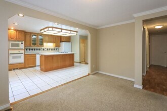 12131 Mill Ridge Rd in Sandy, UT - Building Photo - Building Photo