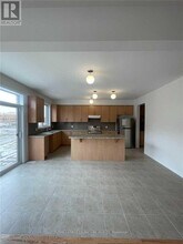 404 Black Cherry Cres in Shelburne, ON - Building Photo - Building Photo