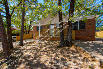 600 Mimi Ln in Little Rock, AR - Foto de edificio - Building Photo