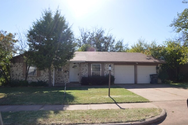 3902 Hooper Dr in Wichita Falls, TX - Building Photo - Building Photo