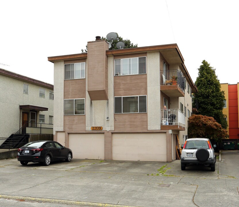 2209 NW 59th St in Seattle, WA - Foto de edificio