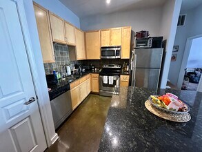 3000 Vanderbilt Pl in Nashville, TN - Building Photo - Building Photo