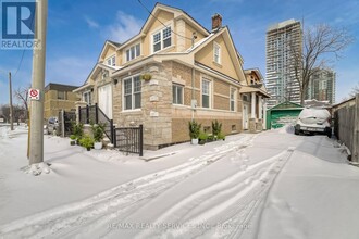6 Trueman St in Brampton, ON - Building Photo - Building Photo