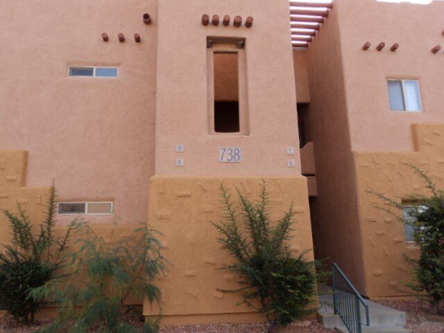 738 Hardy Way, Unit E in Mesquite, NV - Building Photo